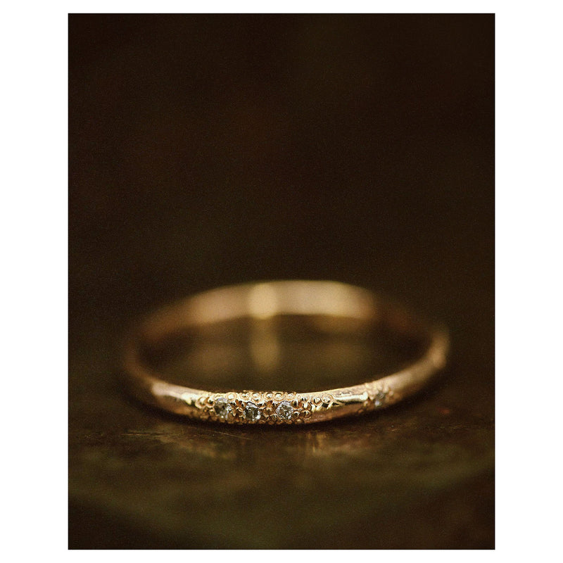 X 2mm White Diamond Scatter Ring