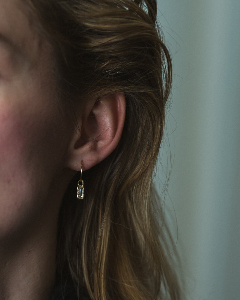 Armach 1ct Lemon Baguette Diamond Drops | LI 12mm Hammered Clicker Hoop Earrings