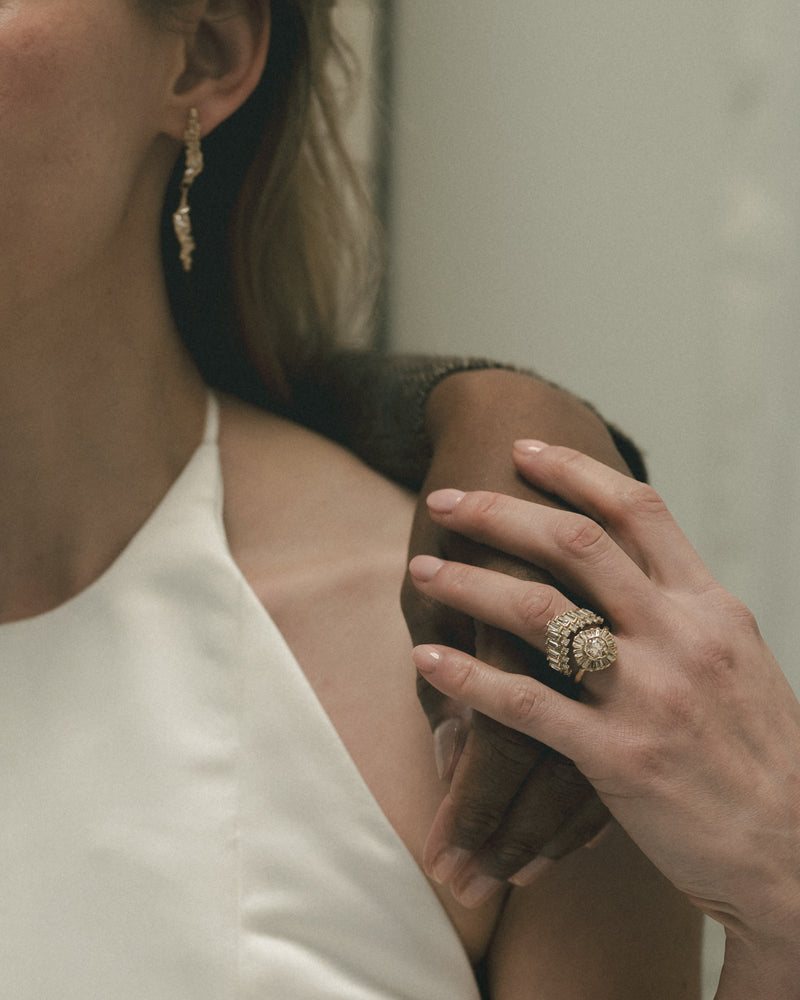 Armach Baguette & Round Diamond Extra Large V Shape Scatter Ring