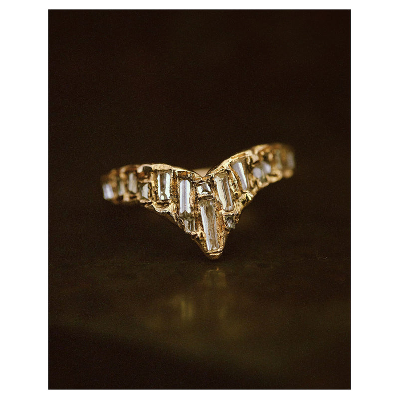 X White Baguette Diamond Scatter Point V Shape Ring