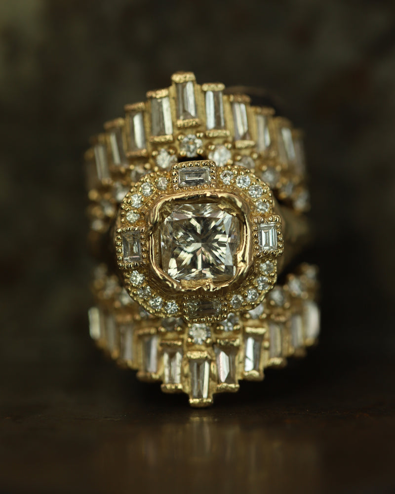 Armach Baguette & Round Diamond Extra Large V Shape Scatter Ring