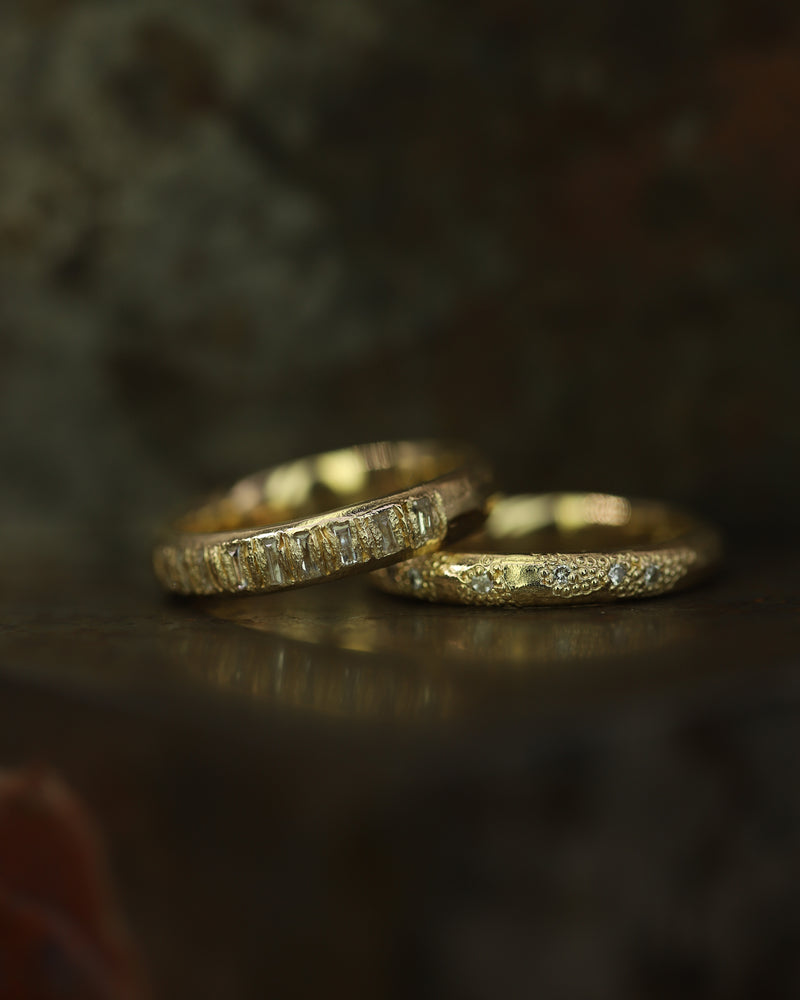LX 4mm Icy White Baguette Diamond Scatter Ring