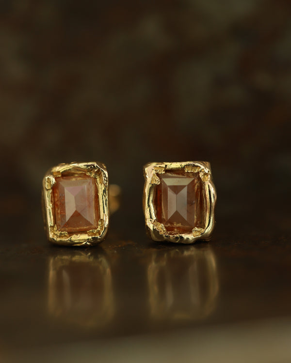 X 2.2ct Wine Red Organic Diamond Stud Earrings