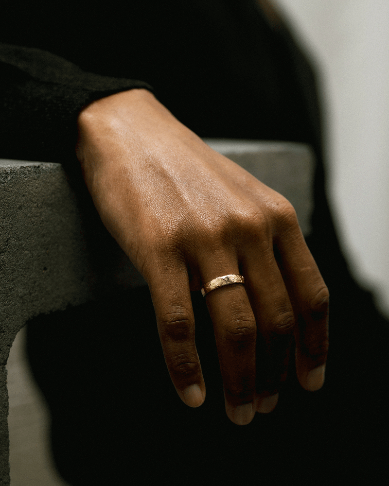 XIX 5mm Gold Reticulated Flat Wedding Band