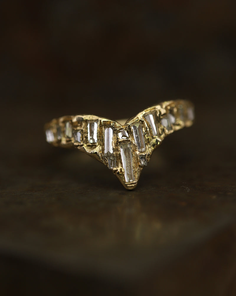 X White Baguette Diamond Scatter Point V Shape Ring