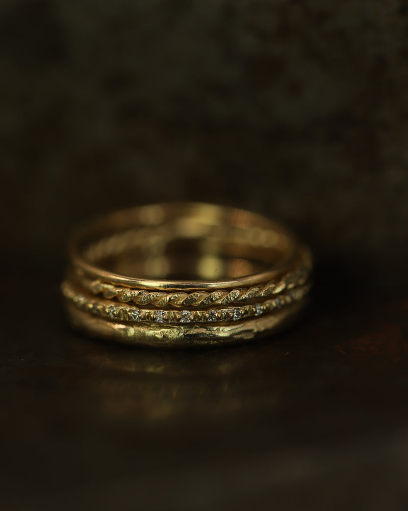 LXI 1mm Gold Wrapped Wedding Band
