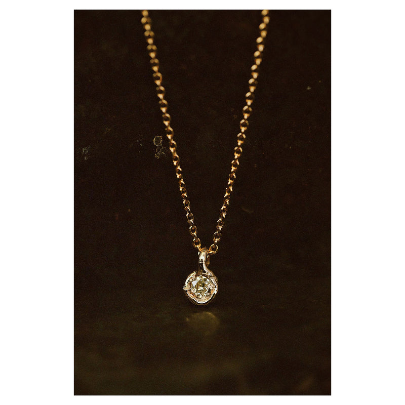 V 0.71ct Old Cut Diamond Nugget Pendant Necklace